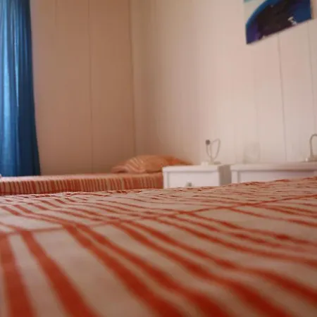 Casa Catita 199 Rral * Ponta Delgada (Sao Miguel)
